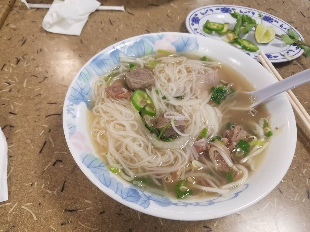 Pho Y1 Noodle House | restaurant | 2050 Concourse Dr #12, San Jose, CA 95131, USA | 4085260880 OR +1 408-526-0880