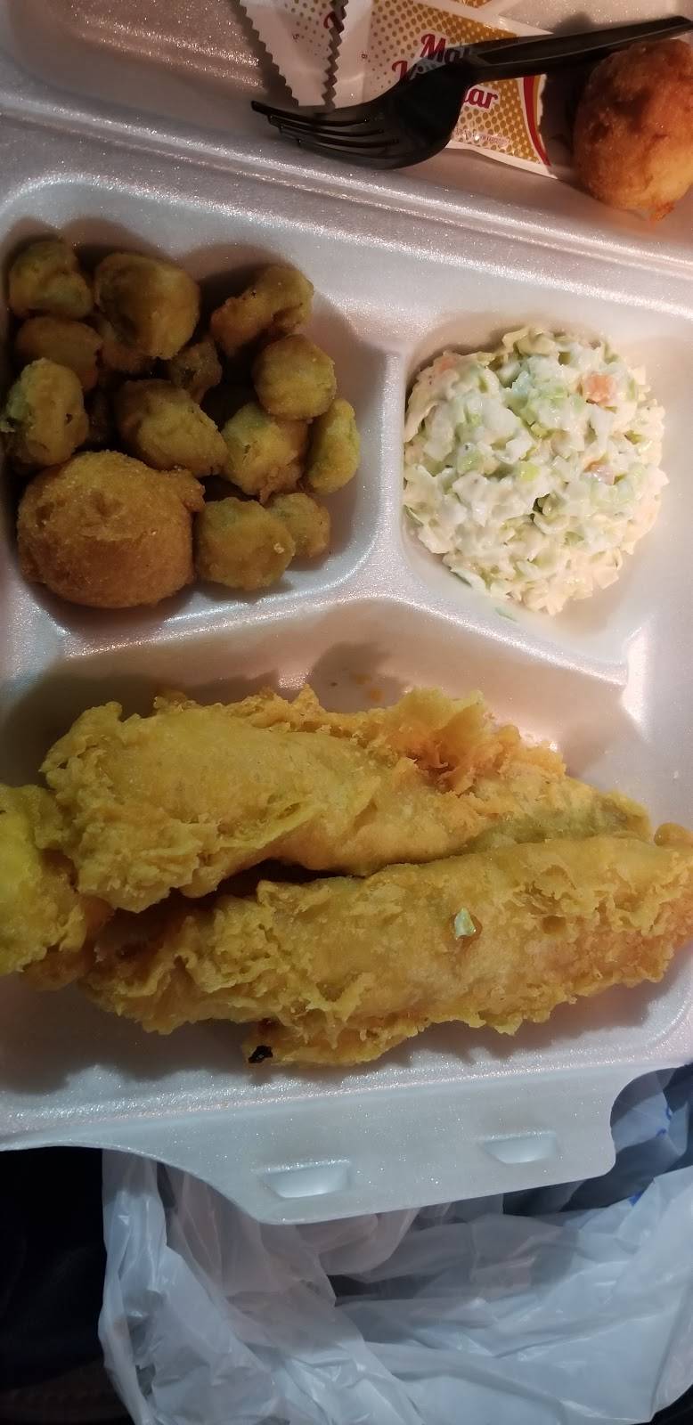 Captain Ds | restaurant | 2259 Bessemer Rd, Birmingham, AL 35208, USA | 2057882540 OR +1 205-788-2540