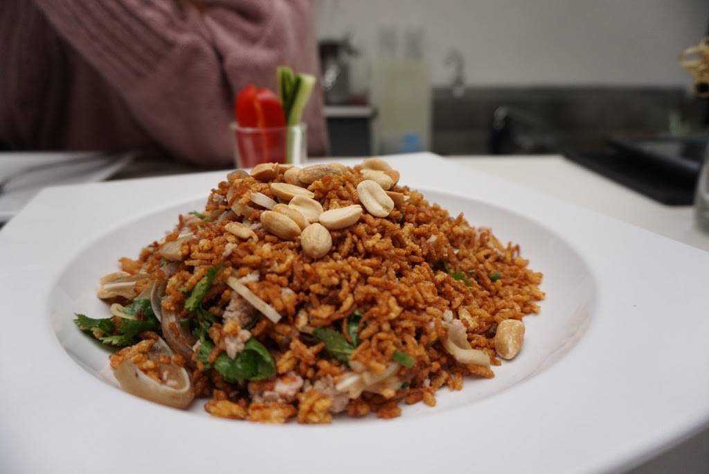 Kruang Tedd | restaurant | 5151 Hollywood Blvd, Los Angeles, CA 90027, USA | 3236679800 OR +1 323-667-9800