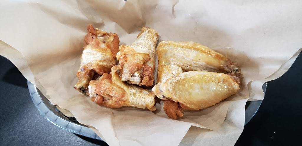 Holly Js Bar and Grill | restaurant | 1326 Nashville Rd, Franklin, KY 42134, USA | 2702533533 OR +1 270-253-3533