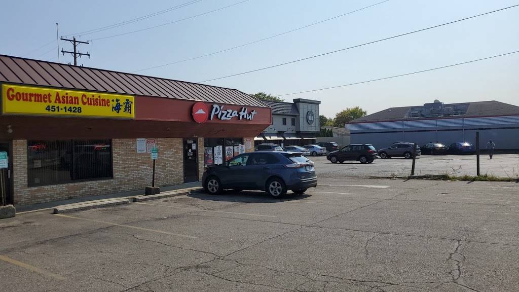 Pizza Hut | meal takeaway | 4514 Kenny Rd, Columbus, OH 43220, USA | 6144849120 OR +1 614-484-9120