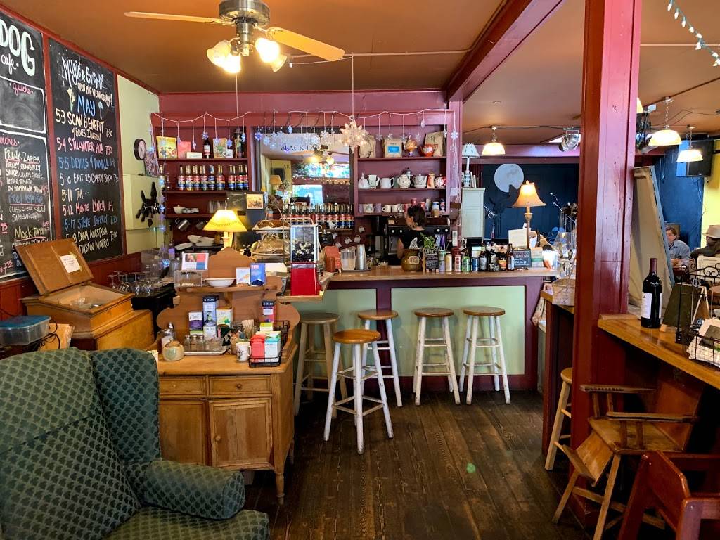 The Black Dog | cafe | 8062 Railroad Ave, Snoqualmie, WA 98065, USA | 4258313647 OR +1 425-831-3647