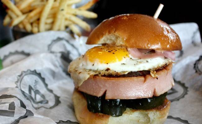 B Spot Crocker Park | restaurant | 20 Main St, Westlake, OH 44145, USA | 4404718270 OR +1 440-471-8270