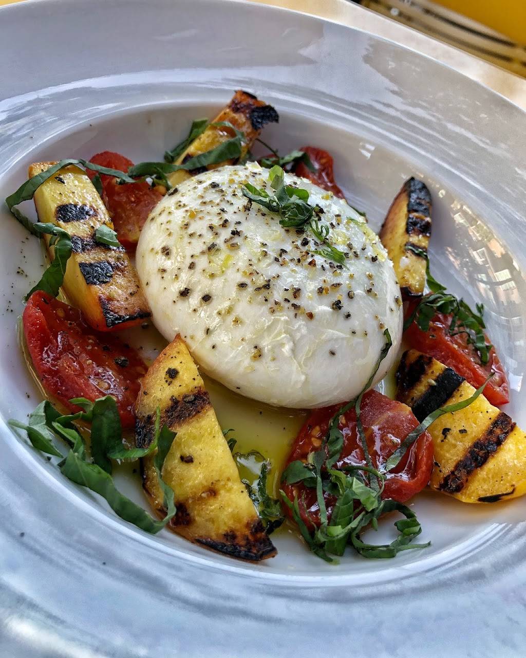 The Hive | restaurant | 119 Kent Ave, Brooklyn, NY 11249, USA | 9293376409 OR +1 929-337-6409