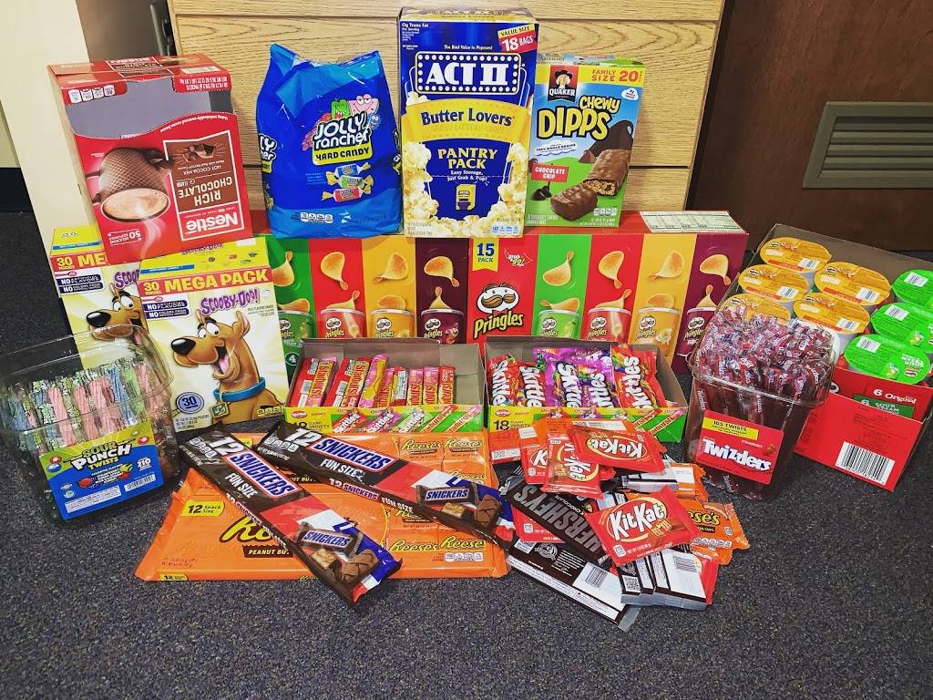 Terrier Treats | meal takeaway | 11715 Garfield Rd, Hiram, OH 44234, USA | 2344050269 OR +1 234-405-0269