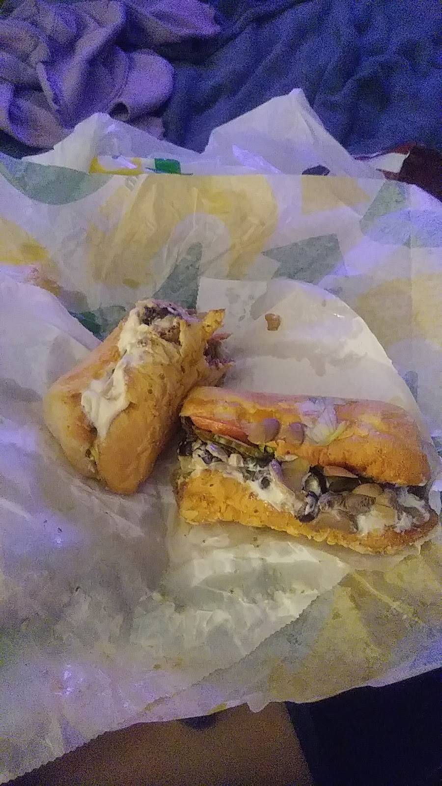 Subway | restaurant | 13901 US-29, Chatham, VA 24531, USA | 4344321544 OR +1 434-432-1544