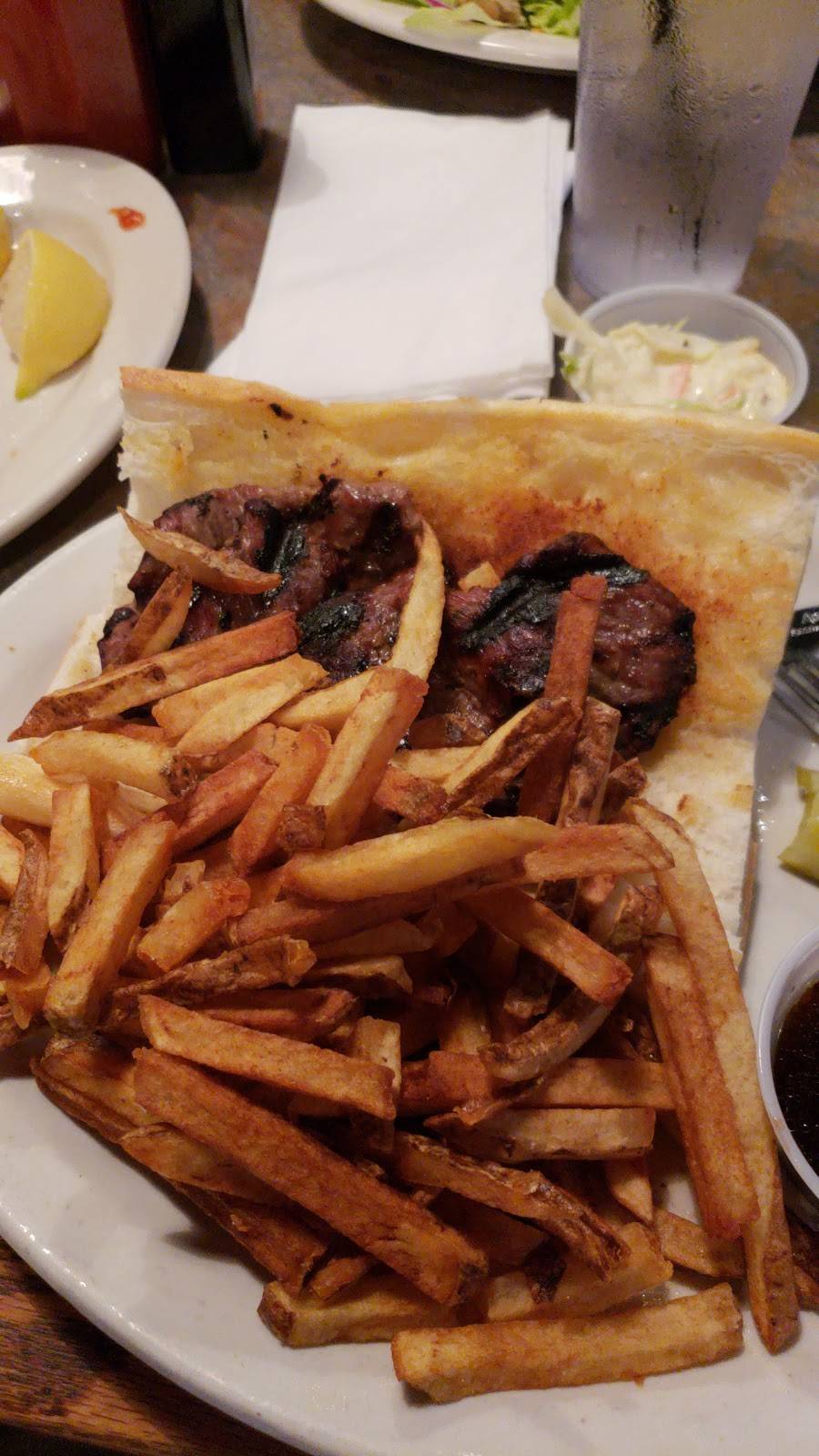 Tipsters Village Pub | restaurant | 8839 Cermak Rd, North Riverside, IL 60546, USA | 7084474020 OR +1 708-447-4020