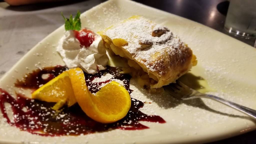 Old Castle Restaurant | restaurant | 3830 Sun City Center Blvd #107, Ruskin, FL 33573, USA | 8136333331 OR +1 813-633-3331