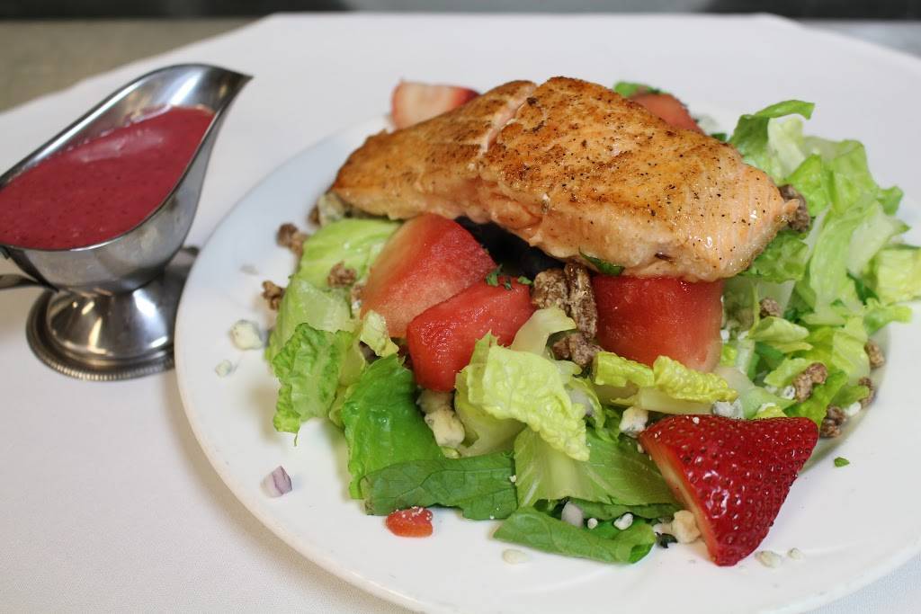 Beaus Grille | restaurant | 3180 W Market St, Akron, OH 44333, USA | 3308675218 OR +1 330-867-5218