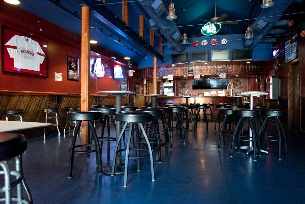 Skippers Pub & Top Deck | restaurant | 121 E High St, Oxford, OH 45056, USA | 5135230066 OR +1 513-523-0066