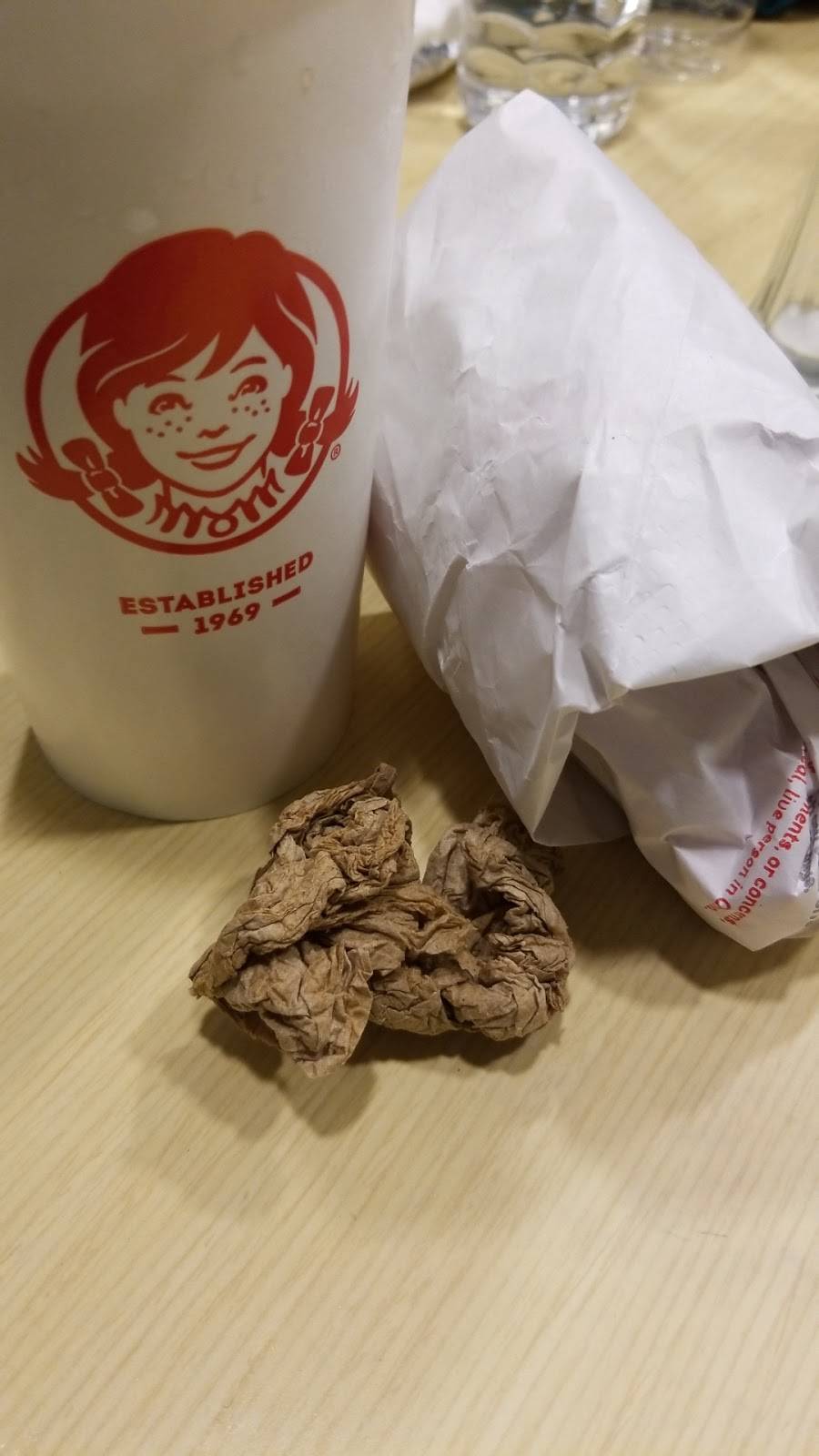 Wendys | restaurant | 1090 N Pepper Ave, Colton, CA 92324, USA | 9095140218 OR +1 909-514-0218