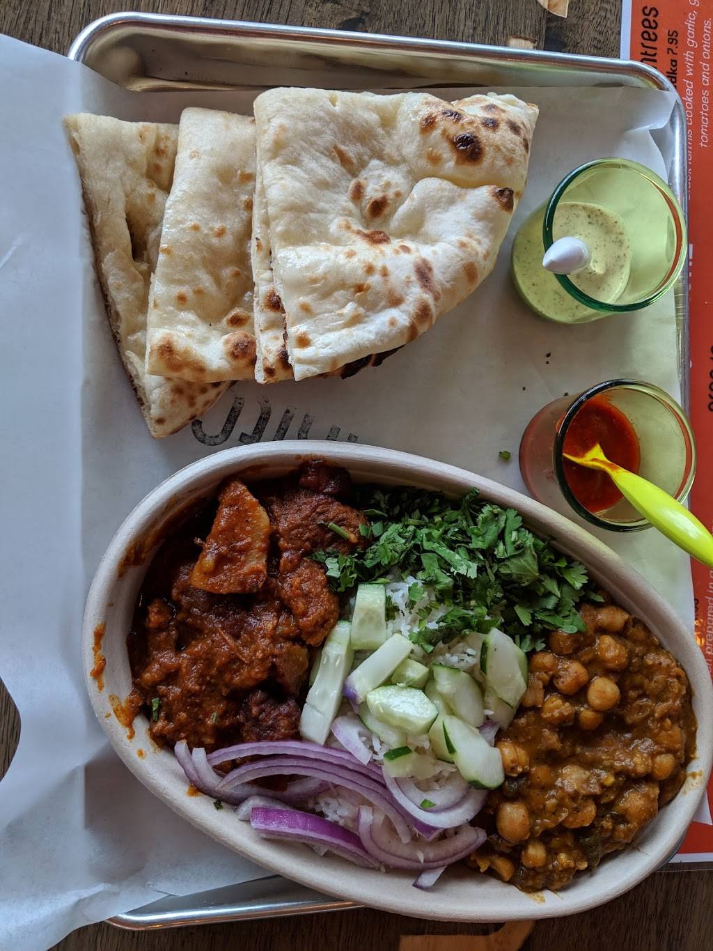 Currikitch | restaurant | 390 Woodbury Rd, Hicksville, NY 11801, USA | 5164905501 OR +1 516-490-5501