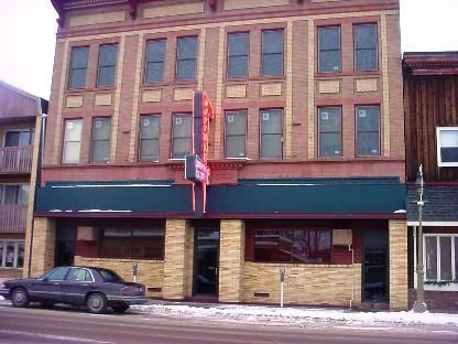 Nutinis Supper Club | meal takeaway | 321 Quincy St, Hancock, MI 49930, USA | 9064822711 OR +1 906-482-2711