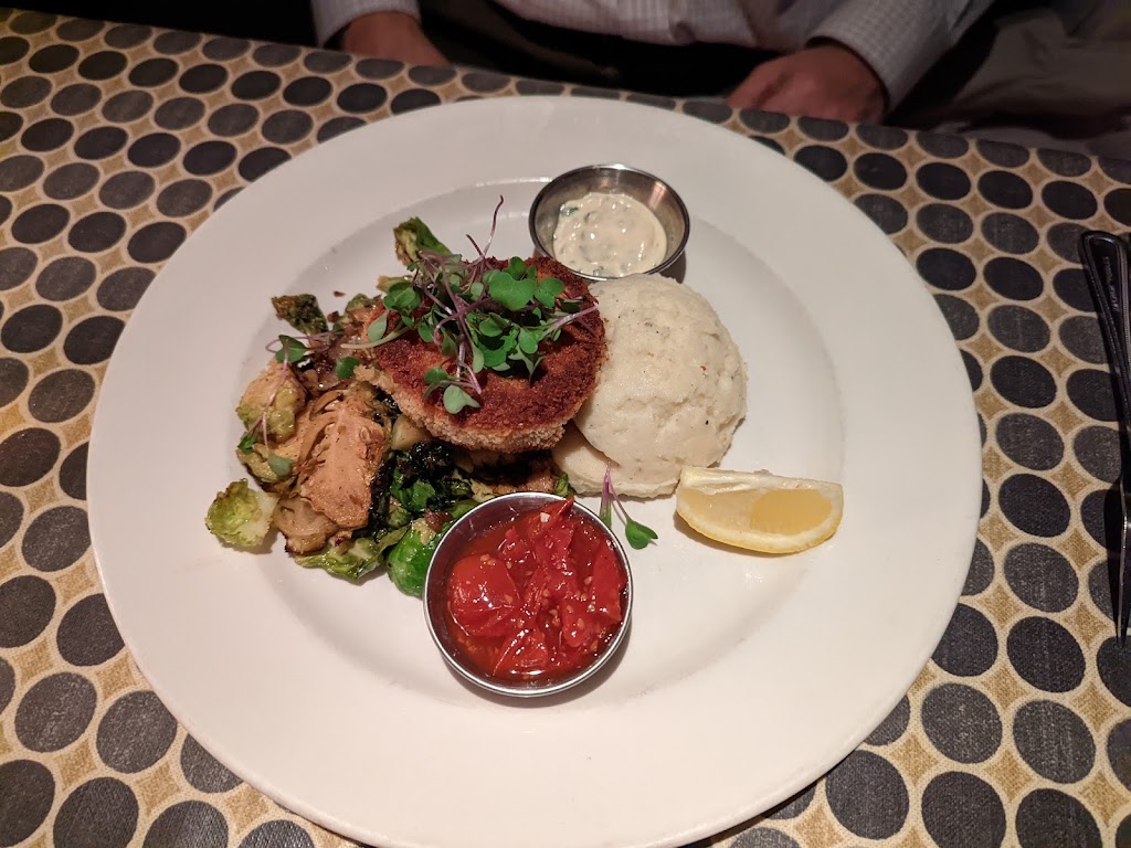 300 East | restaurant | 300 East Blvd, Charlotte, NC 28203, USA | 7043326507 OR +1 704-332-6507