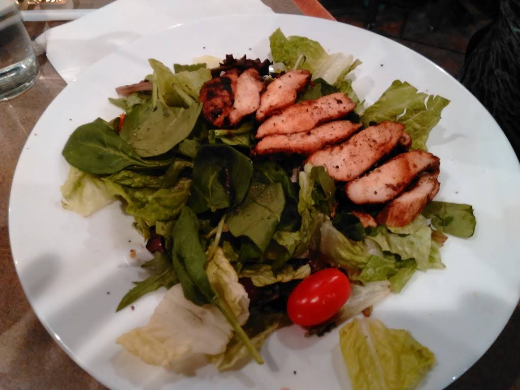 Pellegrinos Trattoria | restaurant | 275 N Main St C, Troutman, NC 28166, USA | 7045281204 OR +1 704-528-1204