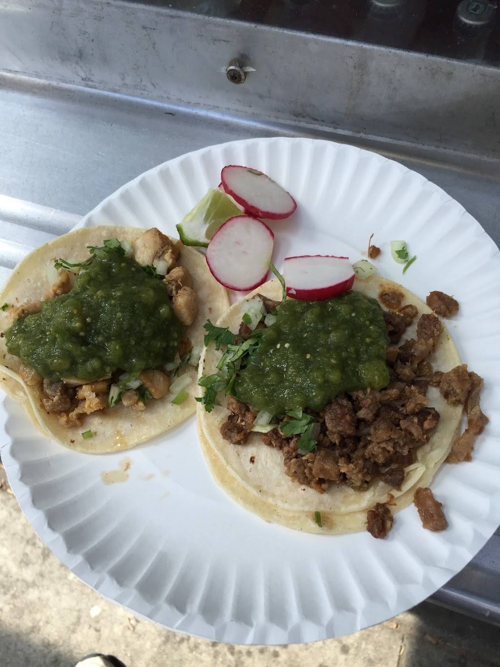 El Tonayense | restaurant | 1719 Harrison St, San Francisco, CA 94103, USA | 4155590404 OR +1 415-559-0404