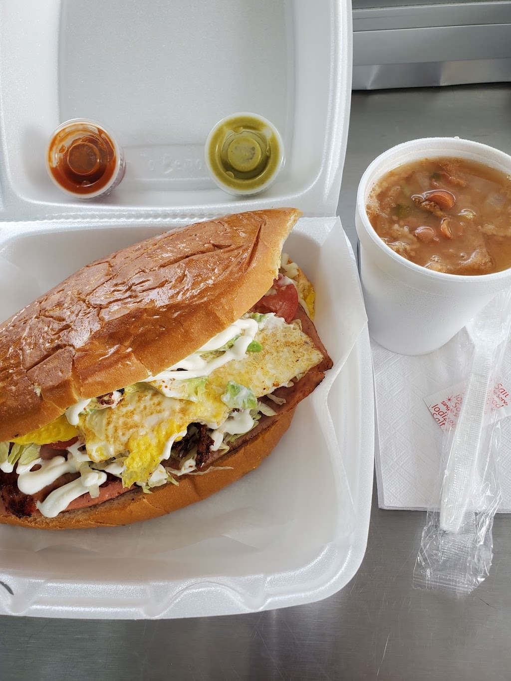 Taqueria El Compadrito | restaurant | 2108 N Frazier St, Conroe, TX 77301, USA | 8325450536 OR +1 832-545-0536