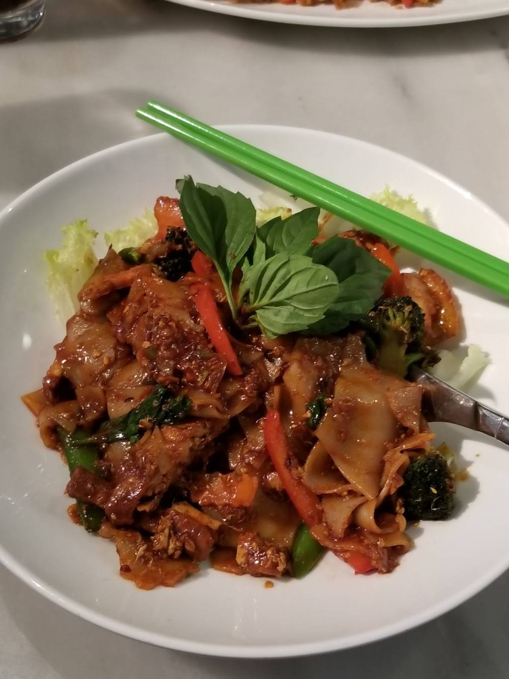 Asian Mint | restaurant | 4246 Oak Lawn Ave, Dallas, TX 75219, USA | 2142196468 OR +1 214-219-6468