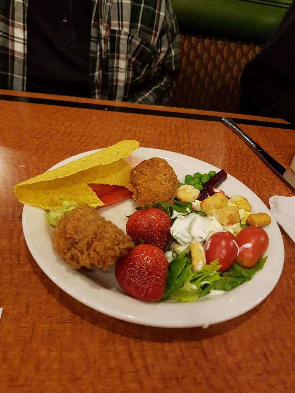 Sizzler | restaurant | 400 S Vermont Ave, Los Angeles, CA 90005, USA | 2133871647 OR +1 213-387-1647