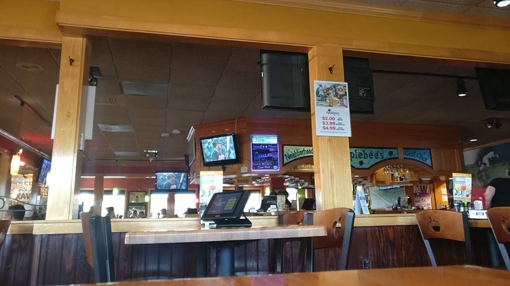 Applebees Grill + Bar | restaurant | 2645 Edgewood Rd SW, Cedar Rapids, IA 52404, USA | 3193966767 OR +1 319-396-6767