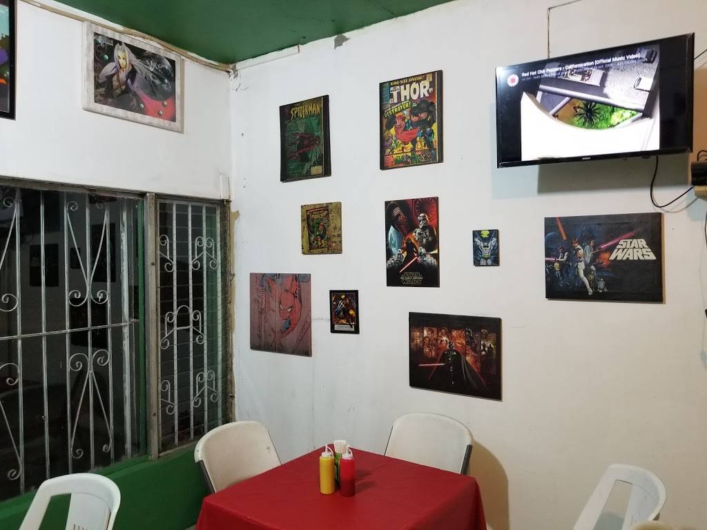 Hamburgeeks | restaurant | Carlos Pacheco 2, 22830 Ensenada, Baja California, Mexico | 016462682126 OR +52 646 268 2126