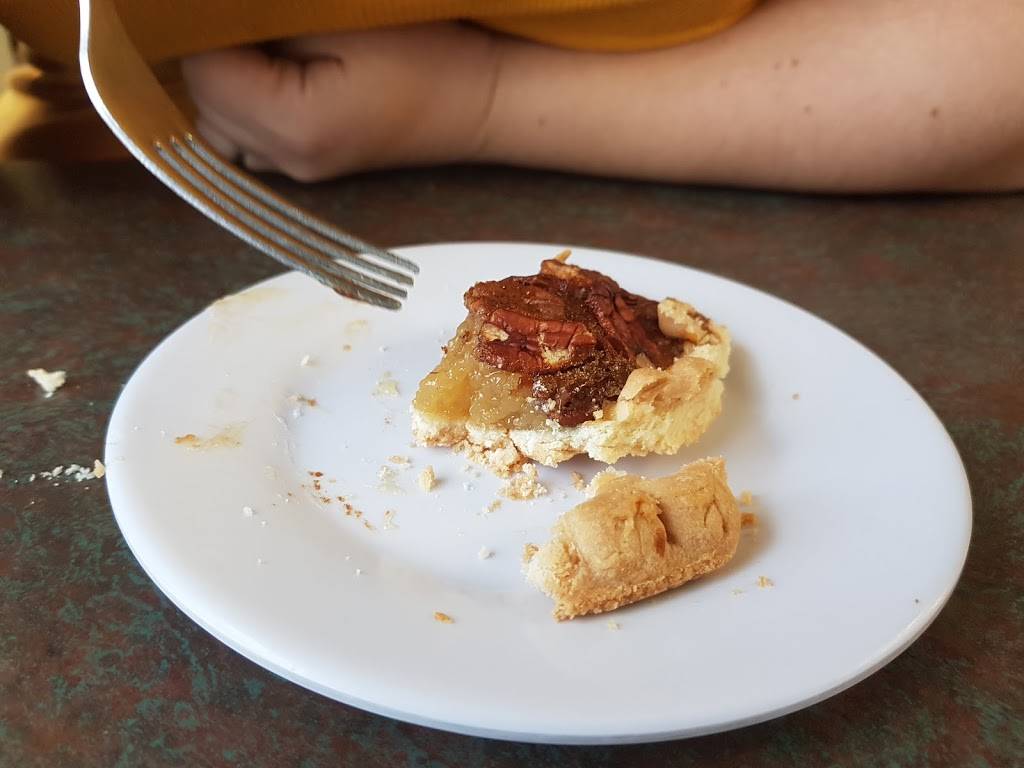 Rose Garden Restaurant | restaurant | 14622 Old Baxter Rd, Silver Point, TN 38582, USA | 9318589901 OR +1 931-858-9901