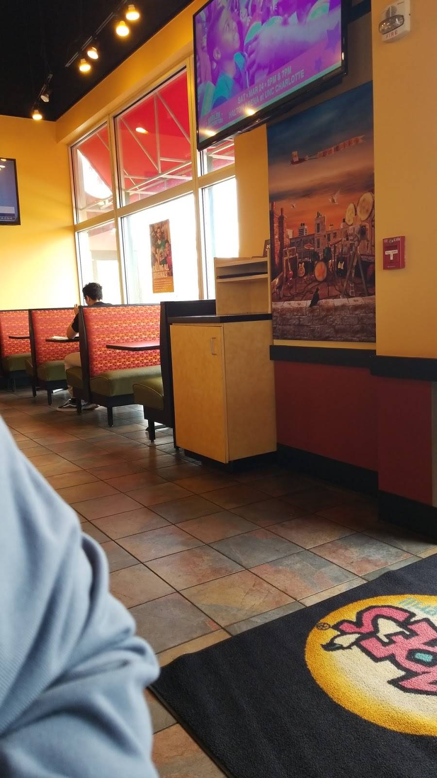 Moes Southwest Grill | restaurant | 14825 Ballantyne Village Way, Charlotte, NC 28277, USA | 7043695020 OR +1 704-369-5020