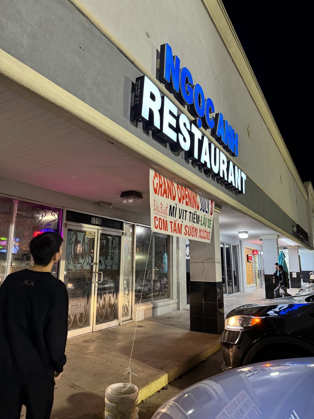 Ngoc Anh Restaurant | restaurant | 8010 Boone Rd, Houston, TX 77072, USA | 8323288866 OR +1 832-328-8866