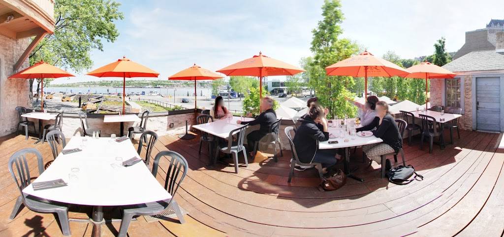 Côtes à Côtes Resto-Grill | restaurant | 21 Rue Sous le Fort, Québec, QC G1K 4G6, Canada | 4186925151 OR +1 418-692-5151