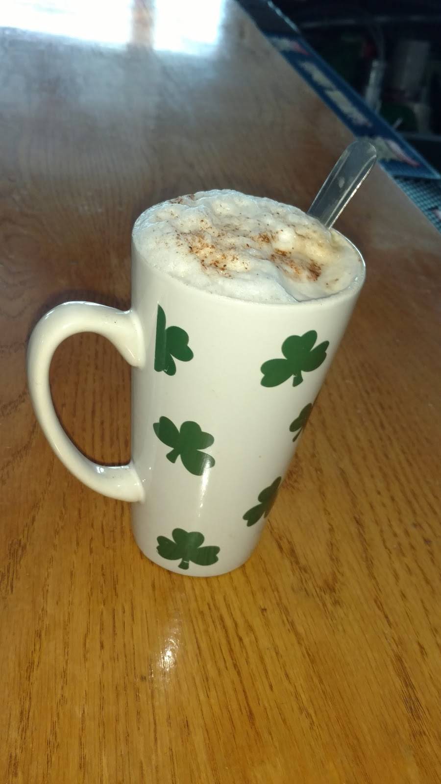 Limericks Pub | restaurant | 6310 Southwestern Blvd, Hamburg, NY 14075, USA | 7166972259 OR +1 716-697-2259