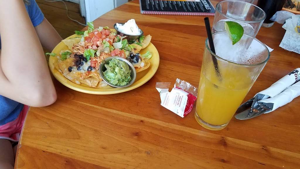 El Gato Cantina | restaurant | 4 Park St, Essex Junction, VT 05452, USA | 8026624334 OR +1 802-662-4334