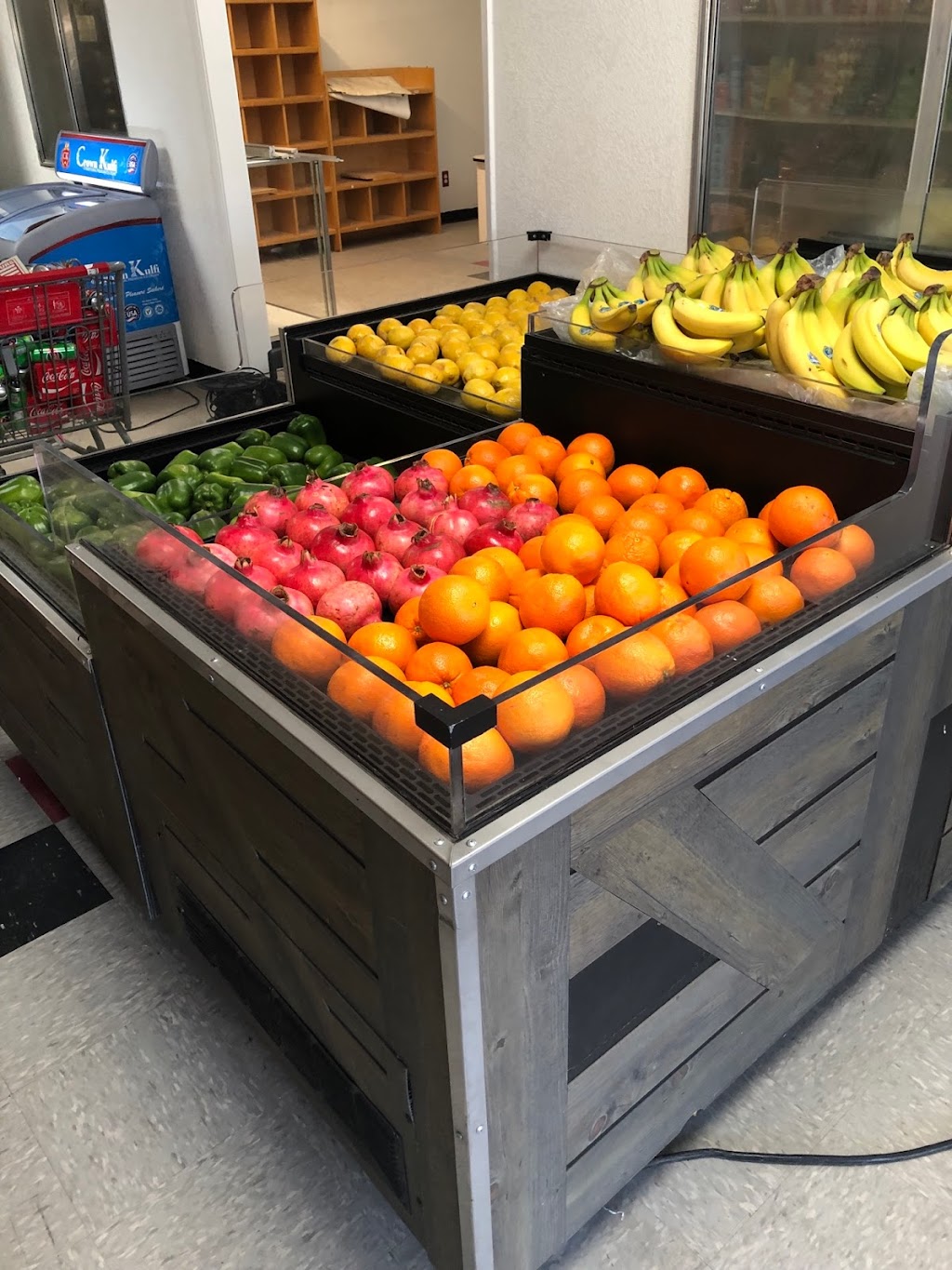 Rangla Punjab Indian Grocery & Kitchen | restaurant | 200 W Olive Ave, Madera, CA 93637, USA | 5599403341 OR +1 559-940-3341