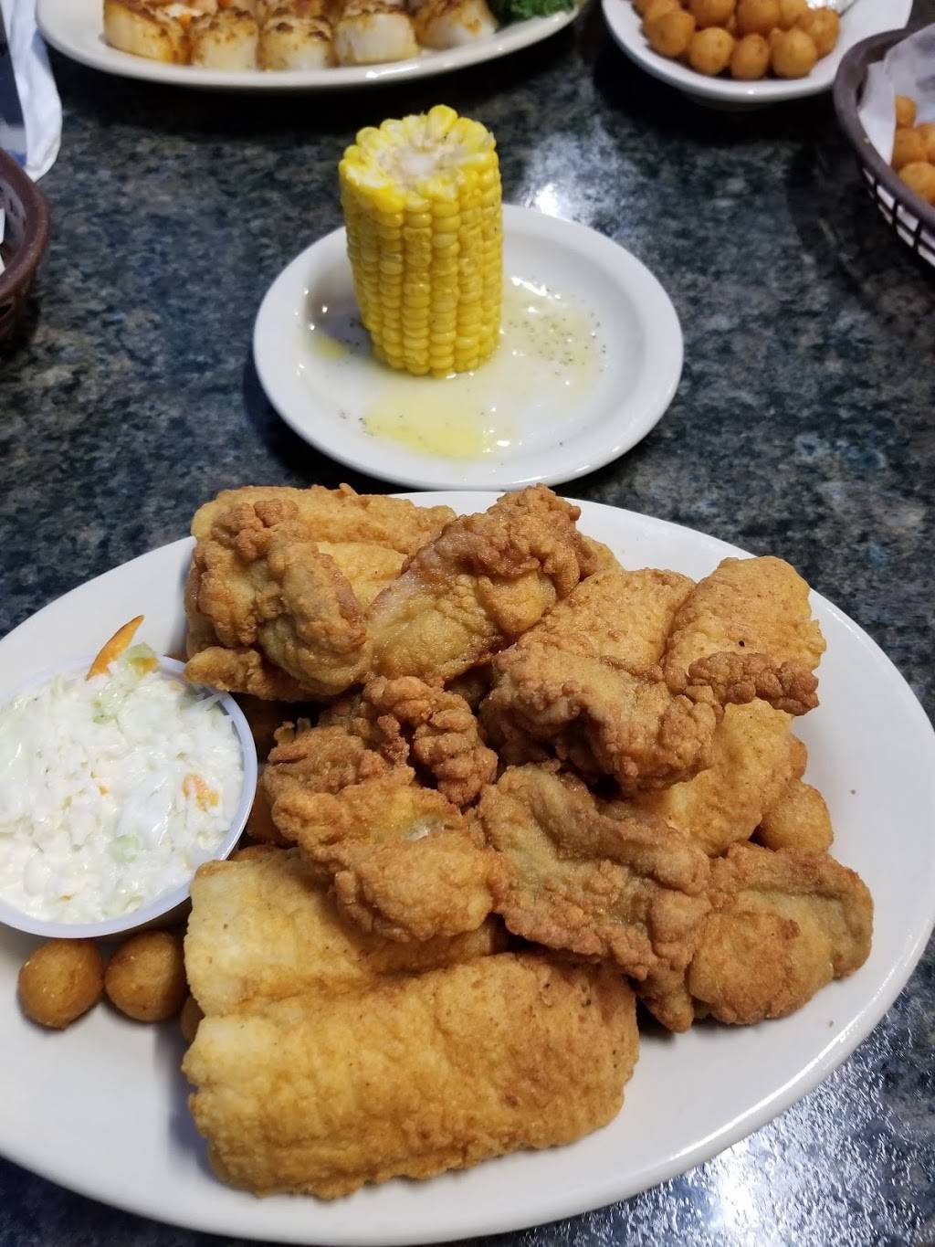 Harbor Inn Seafood | restaurant | 3220 Old Forest Rd, Lynchburg, VA 24501, USA | 4343856888 OR +1 434-385-6888