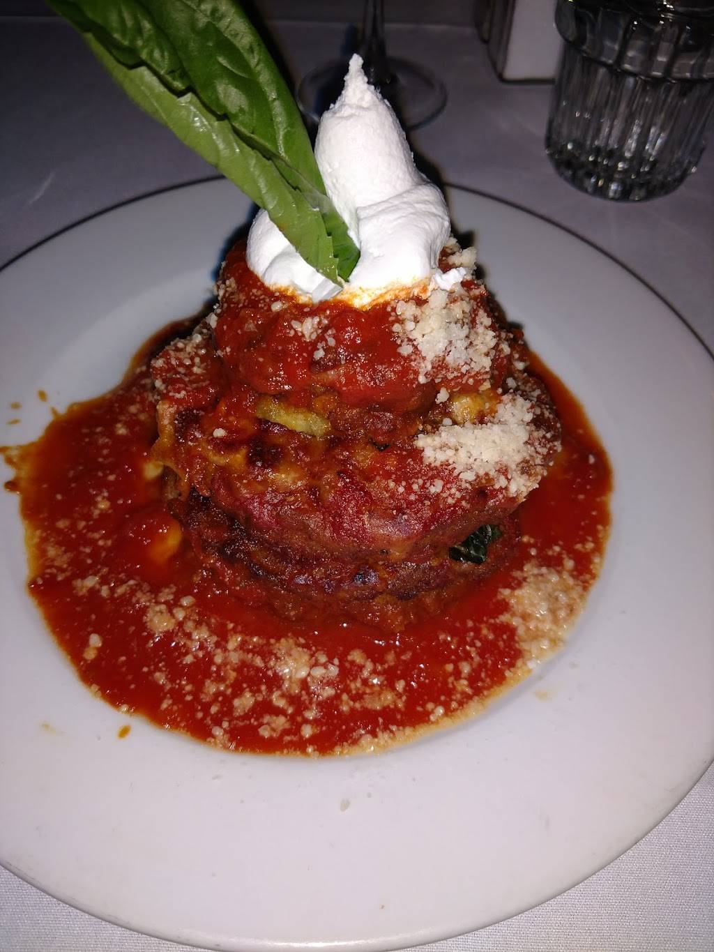 Delucas Italian Restaurant | restaurant | 7324 Amboy Rd, Staten Island, NY 10307, USA | 7182277200 OR +1 718-227-7200