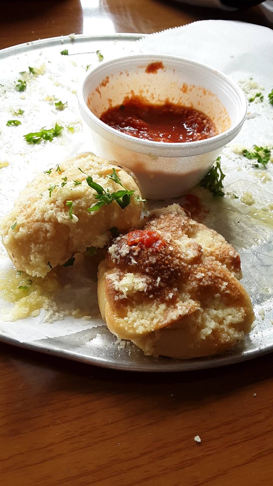 Dimitris Restaurant, Pizza Kitchen and Its 5 Oclock Somewhere  | restaurant | 2710 Kenilworth Blvd, Sebring, FL 33870, USA | 8633857323 OR +1 863-385-7323