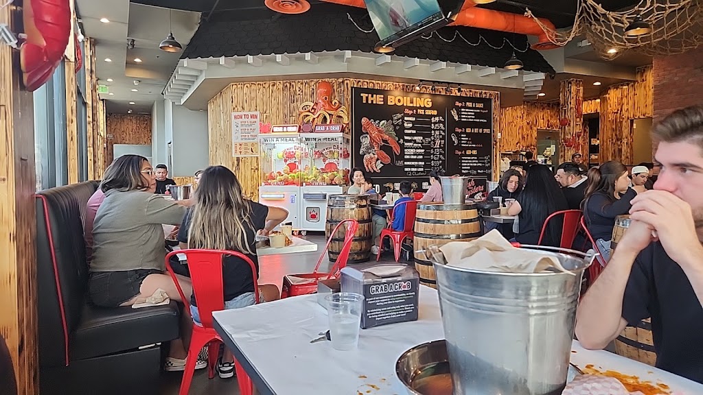 Grab A Crab | restaurant | 2020 S Hacienda Blvd F, Hacienda Heights, CA 91745, USA | 6268209020 OR +1 626-820-9020