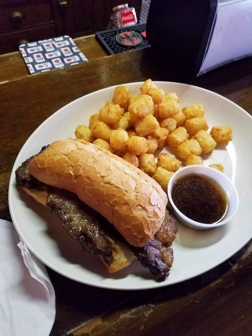 Century Pub and Eatery | restaurant | 5511 6th Ave, Kenosha, WI 53140, USA | 2627646501 OR +1 262-764-6501