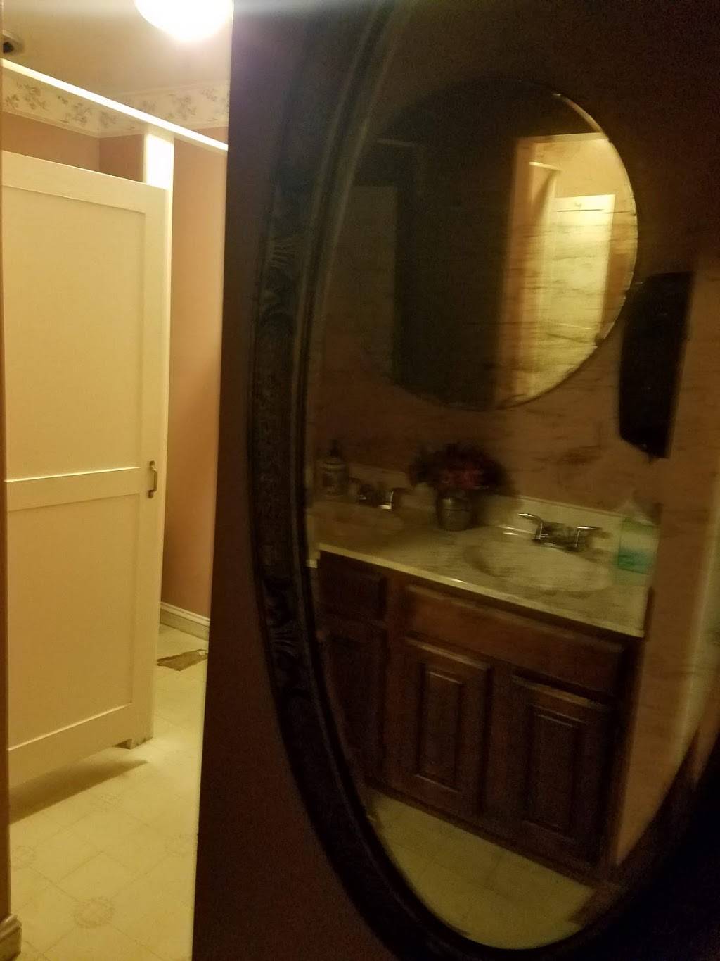 Wayside Inn | restaurant | 7783 Main St, Middletown, VA 22645, USA | 5408691797 OR +1 540-869-1797