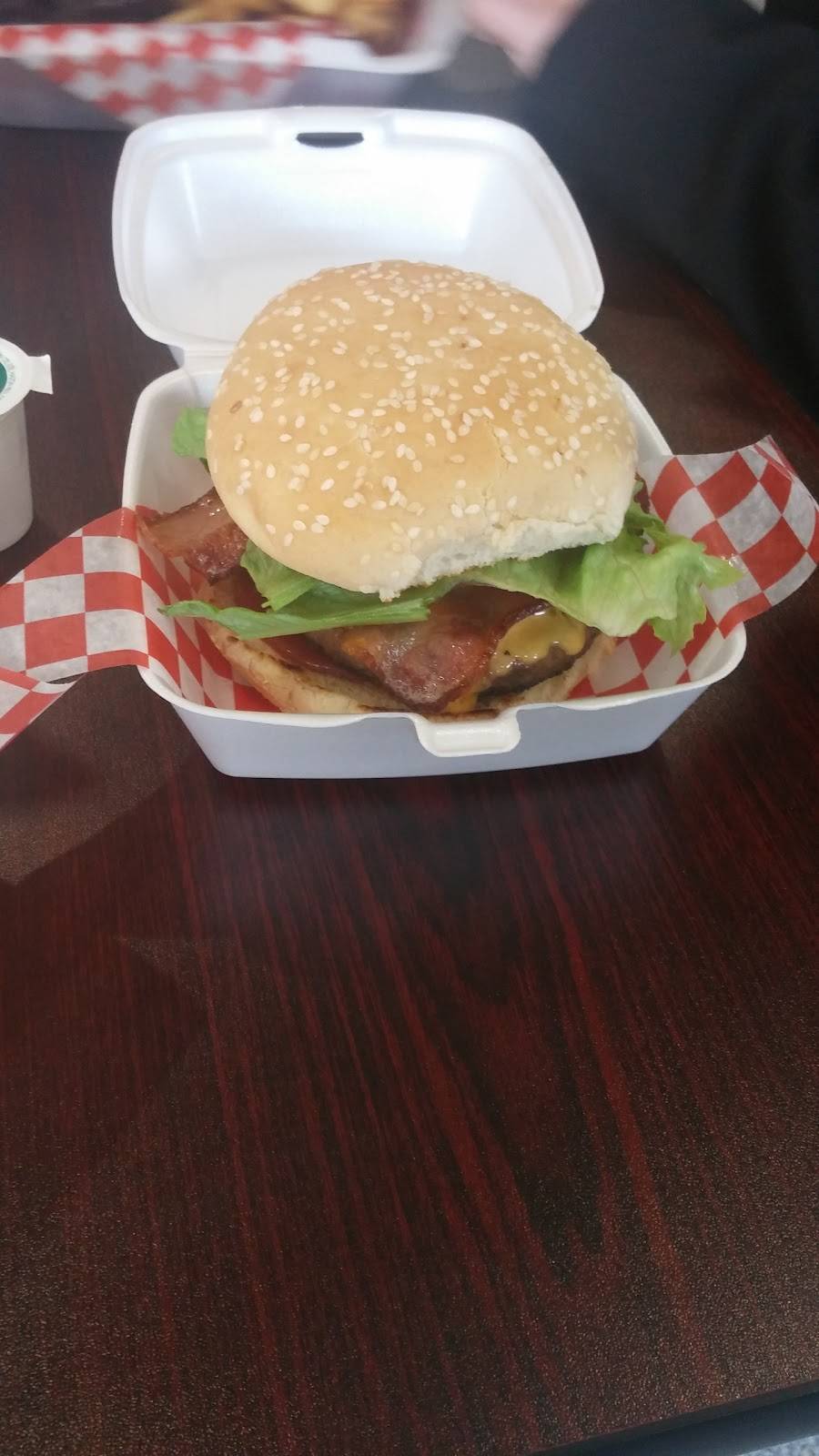 Northern Soul BBQ | restaurant | 169 Lake St, Mallorytown, ON K0E 1R0, Canada | 6139232111 OR +1 613-923-2111