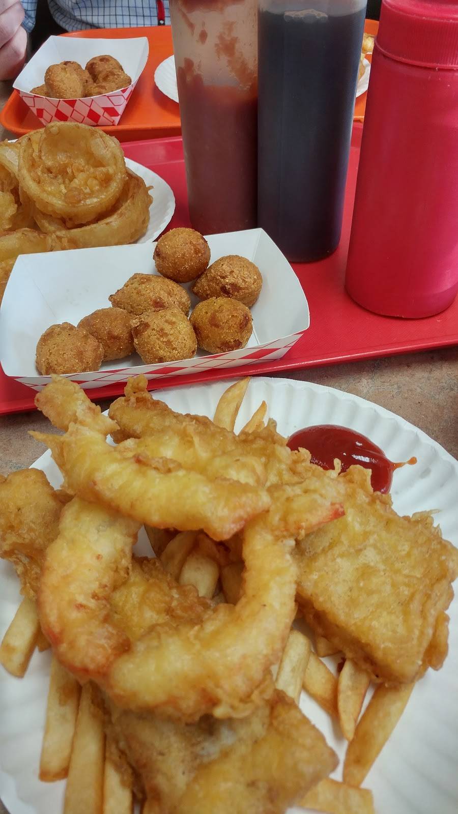 H Salt Fish & Chips | restaurant | 1017 Truman St, San Fernando, CA 91340, USA | 8183652331 OR +1 818-365-2331