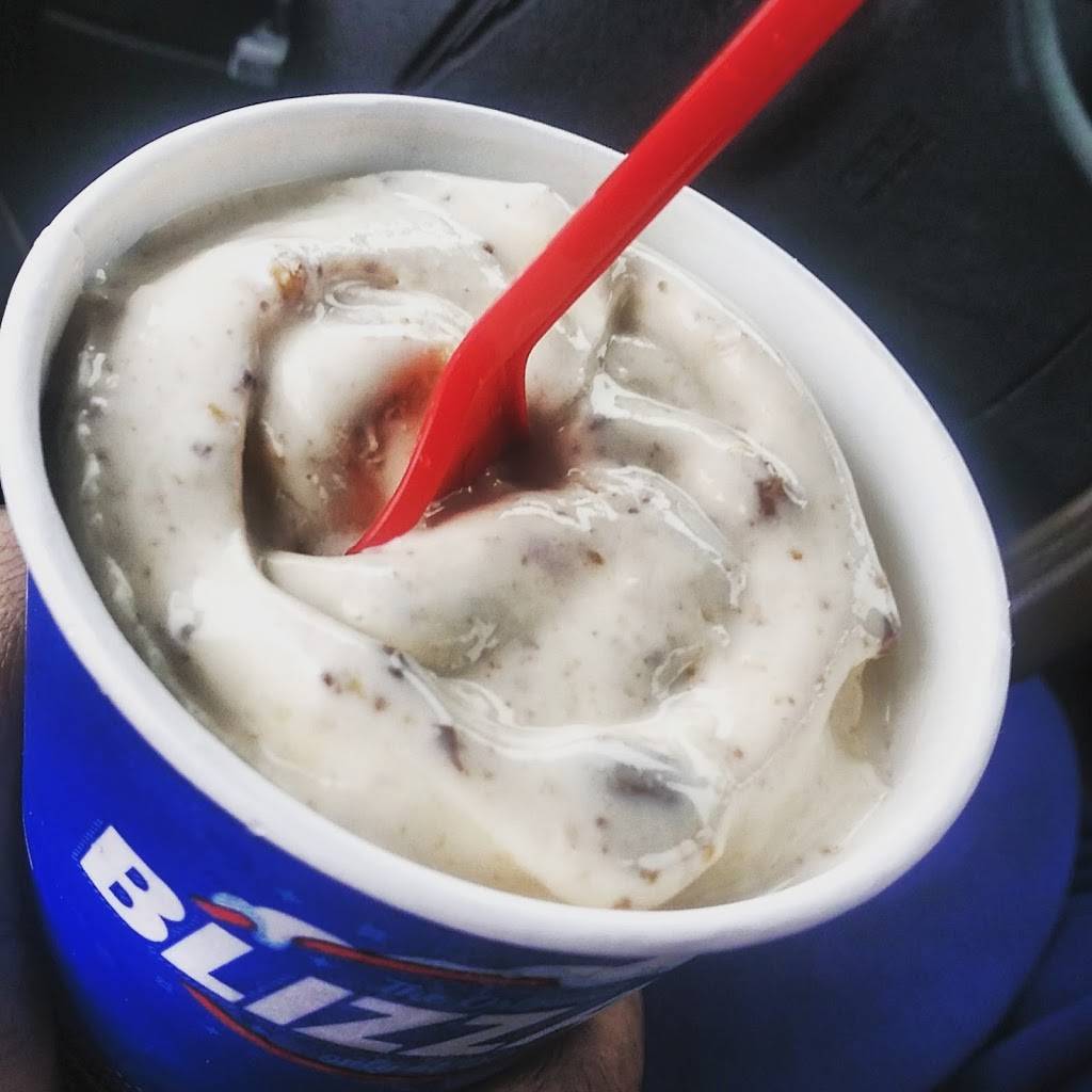 Dairy Queen | restaurant | 2707 N, Main St, Vancouver, WA 98663, USA | 3606957281 OR +1 360-695-7281