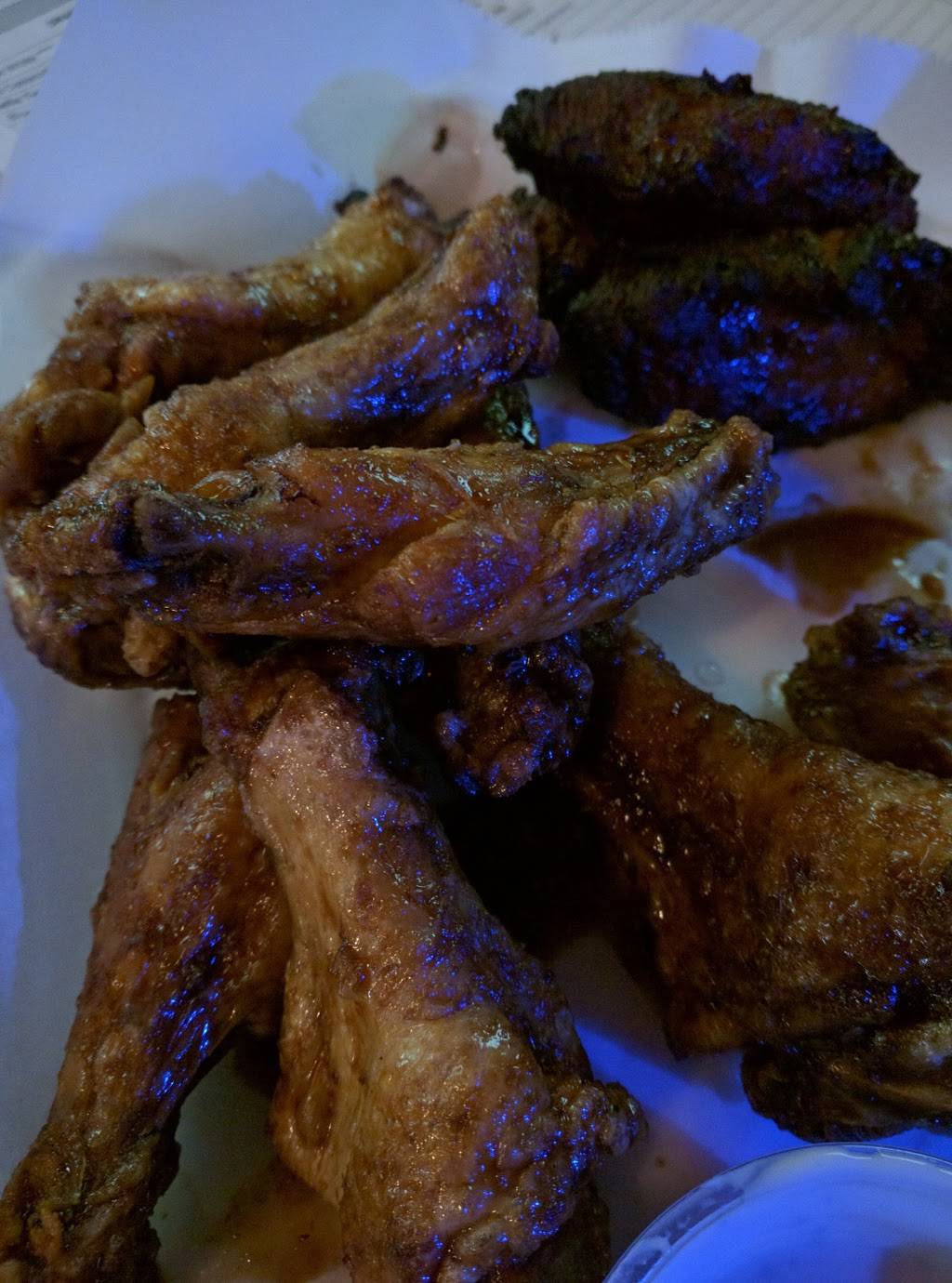 Maxs Taphouse | restaurant | 737 S Broadway, Baltimore, MD 21231, USA | 4106756297 OR +1 410-675-6297