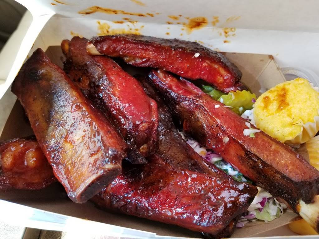 Savory Smokehouse | restaurant | 5236 Whalen St, Elkton, MI 48731, USA | 2489211295 OR +1 248-921-1295