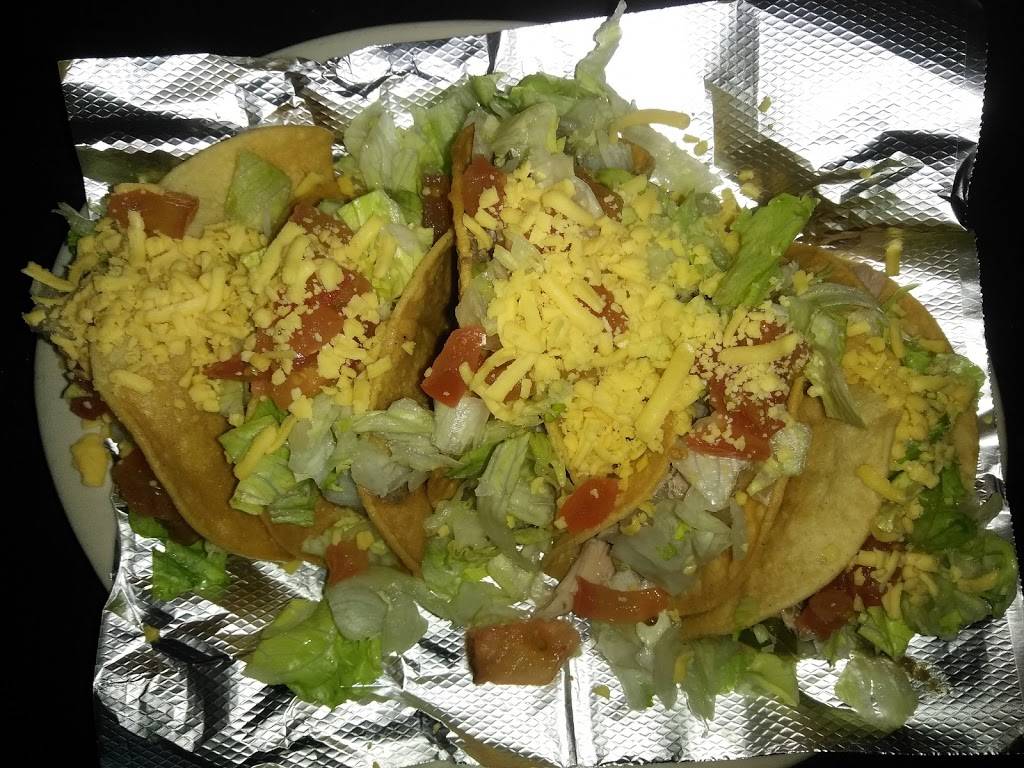 Lindas Mexican Restaurant | restaurant | 1424 Guadalupe St, San Antonio, TX 78207, USA | 2102717120 OR +1 210-271-7120