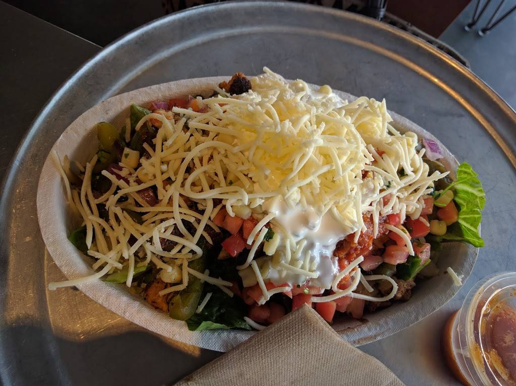 Chipotle Mexican Grill | restaurant | 3219 Watkins Rd Ste 100, Durham, NC 27707, USA | 9194015469 OR +1 919-401-5469