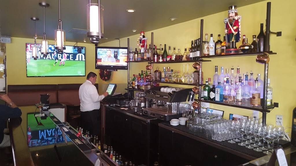 Delizie Ristorante & Bar | restaurant | 25380 Marguerite Pkwy, Mission Viejo, CA 92692, USA | 9498556866 OR +1 949-855-6866