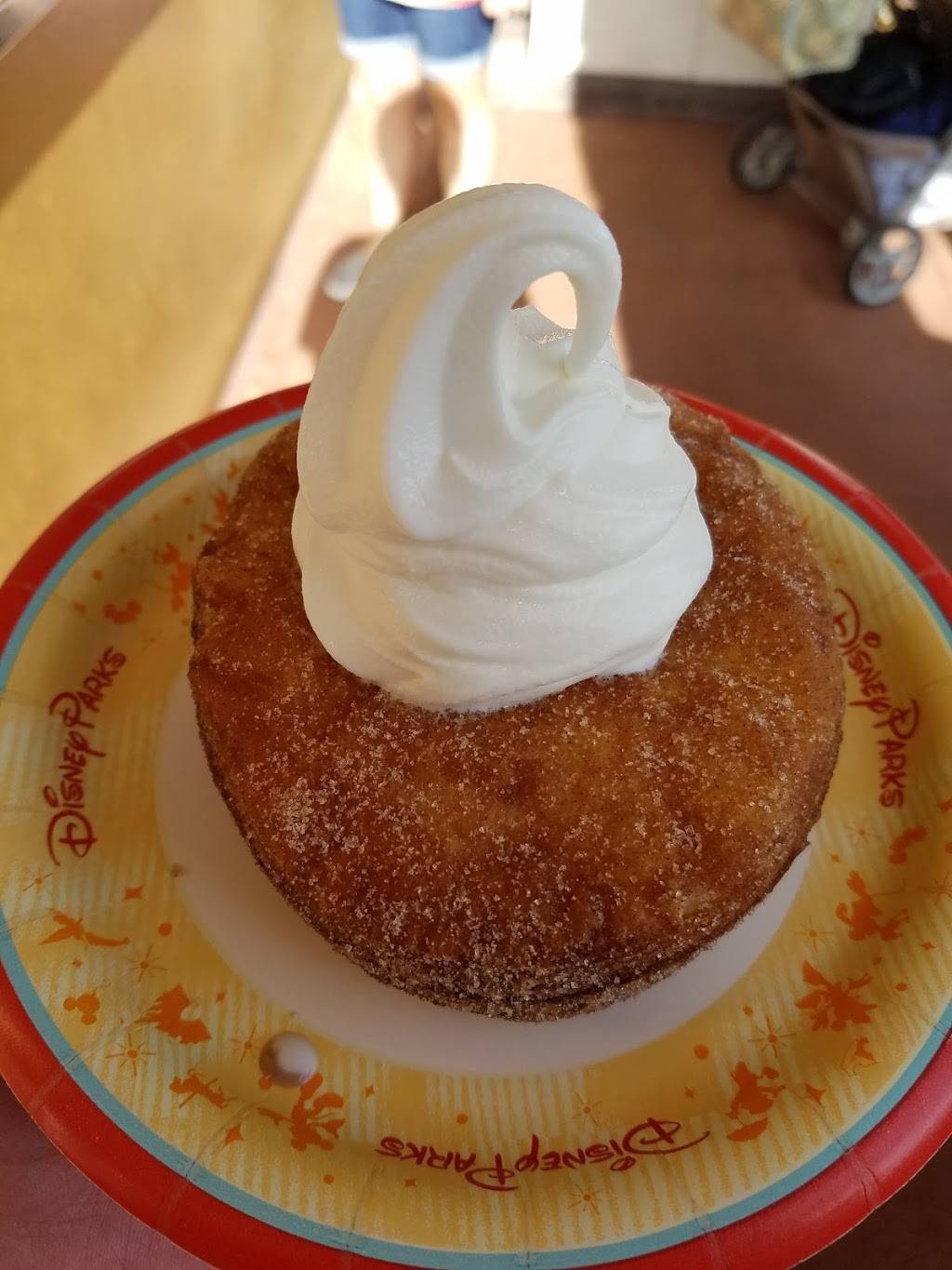 Refreshment Port | restaurant | 1510 North Avenue of the Stars, Orlando, FL 32830, USA | 4079393463 OR +1 407-939-3463