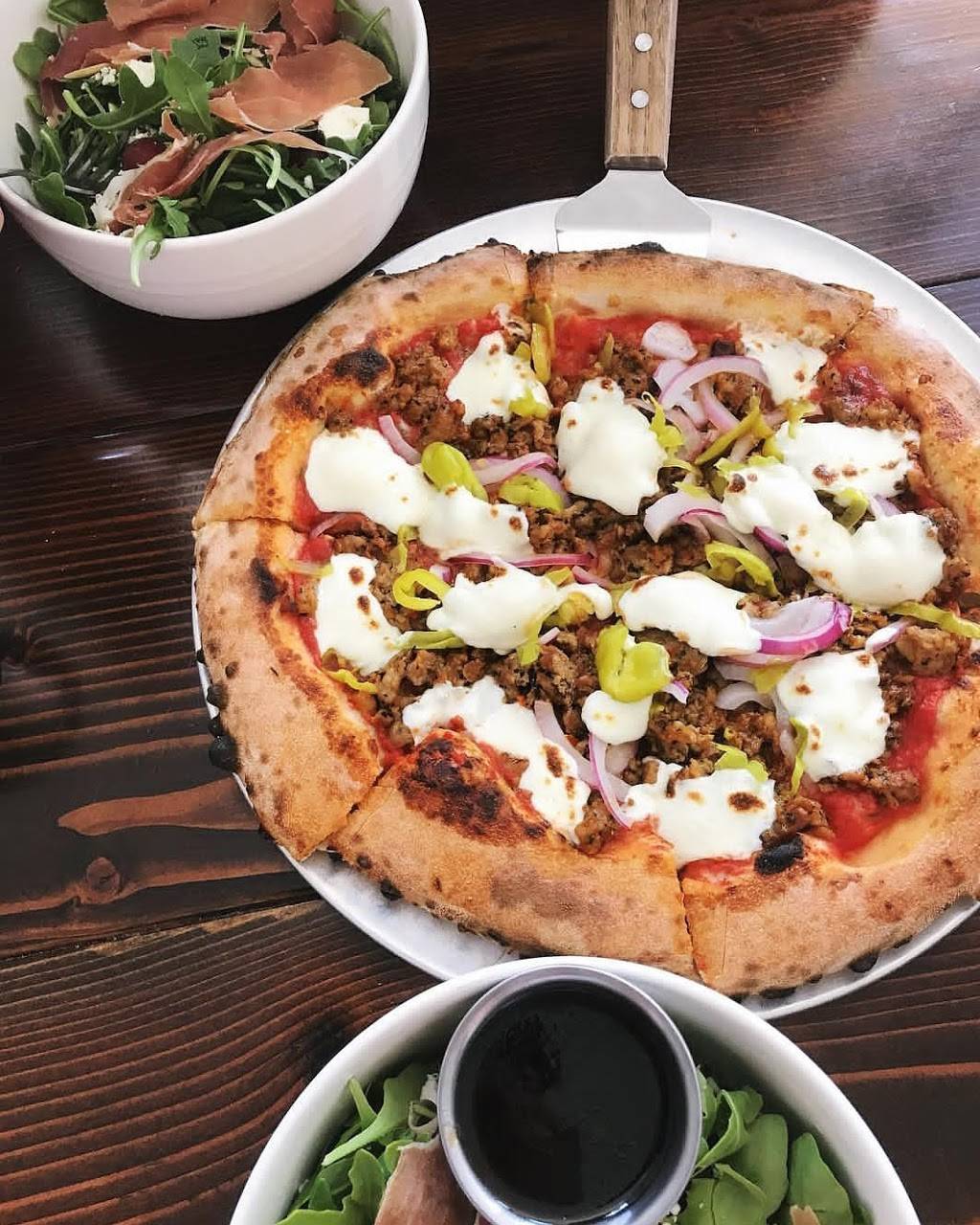 American Pie Wood-Fired Pizza | restaurant | 107 W Broadway St, Muskogee, OK 74401, USA | 9185372377 OR +1 918-537-2377