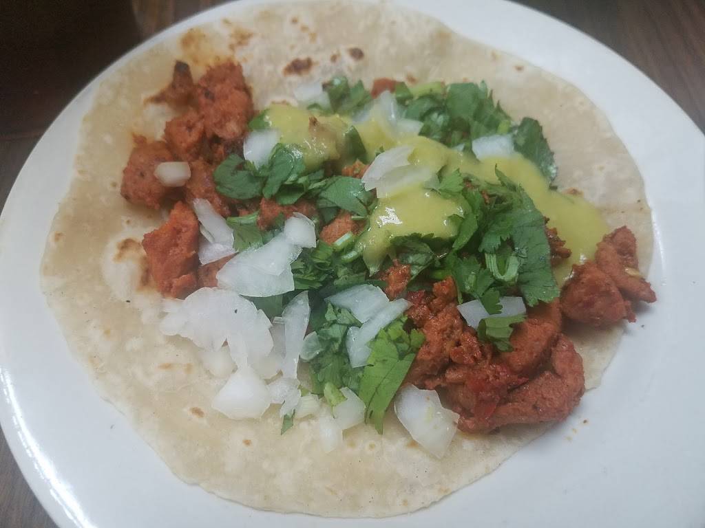 The Deli House Restaurant | restaurant | 304 Holland Ave, Galena Park, TX 77547, USA | 7136784355 OR +1 713-678-4355