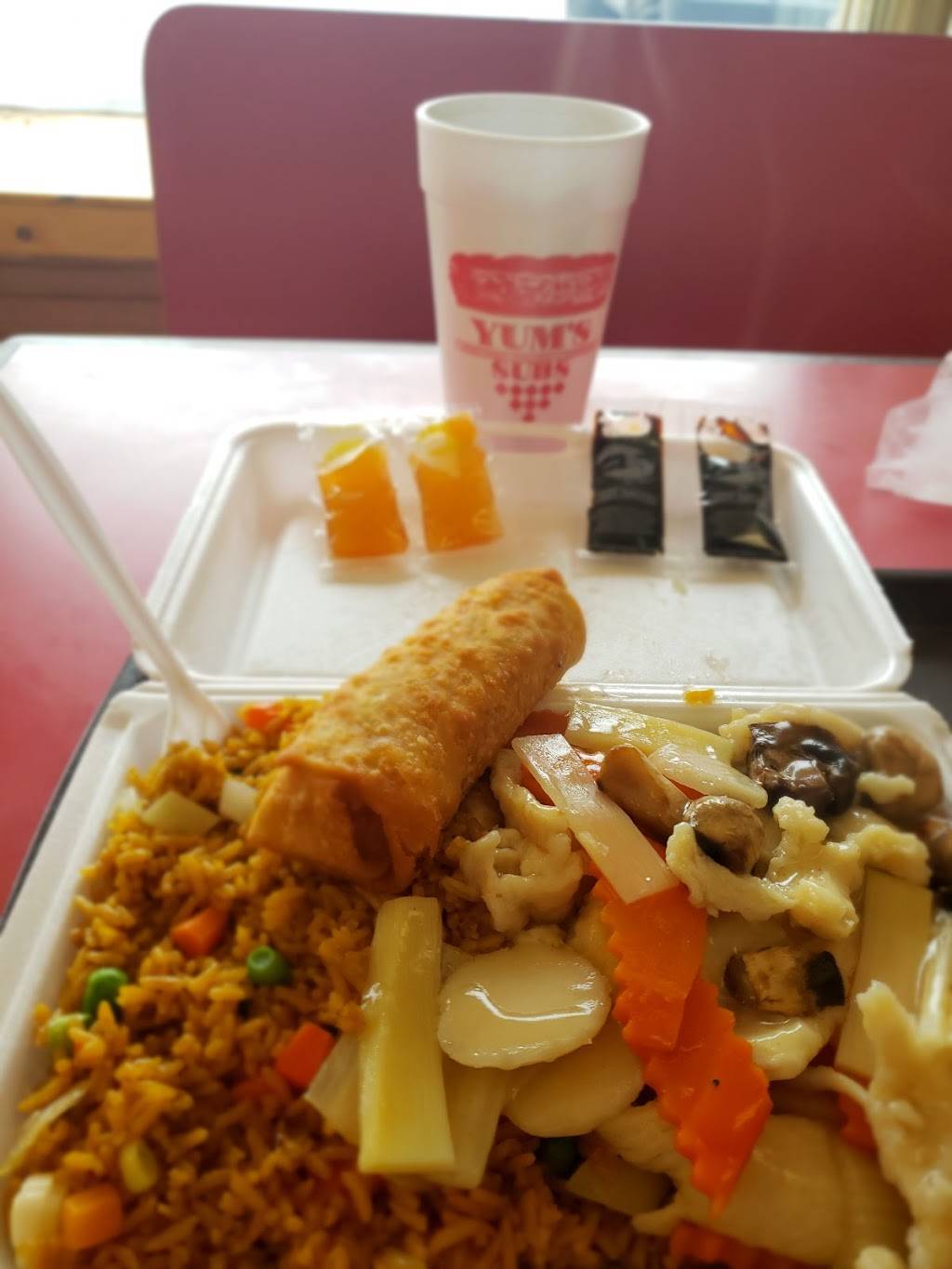 Yums Restaurant | restaurant | 1934 S 3rd St, Memphis, TN 38109, USA | 9017745105 OR +1 901-774-5105